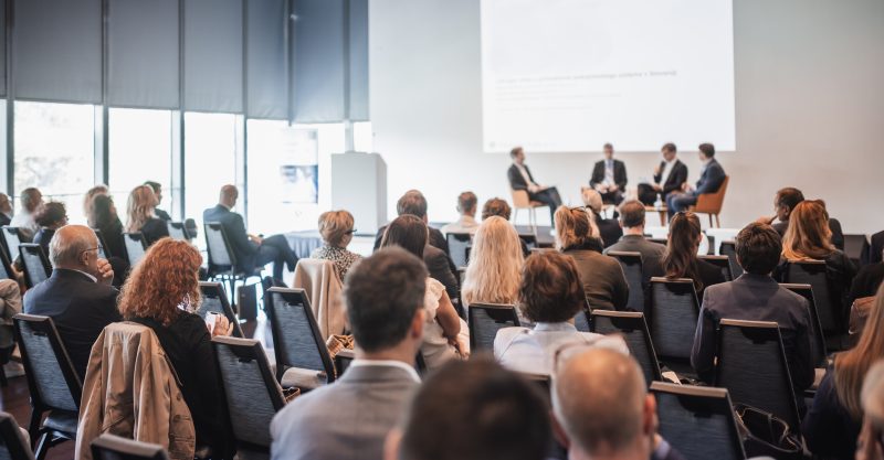 Interview,And,Round,Table,Discussion,At,Business,Convention,And,Presentation.